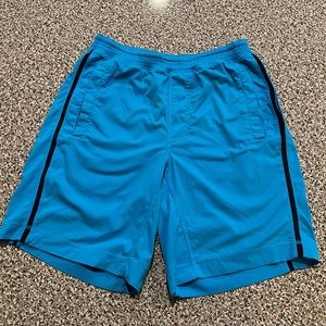 Men’s medium sized Lululemon shorts
